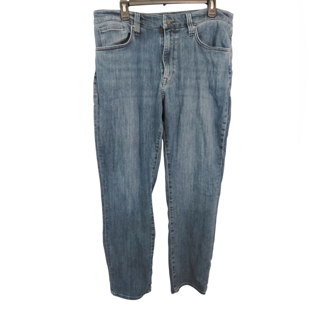 34 Heritage Charisma Comfort Rise Classic Denim Jeans Sz 35‎